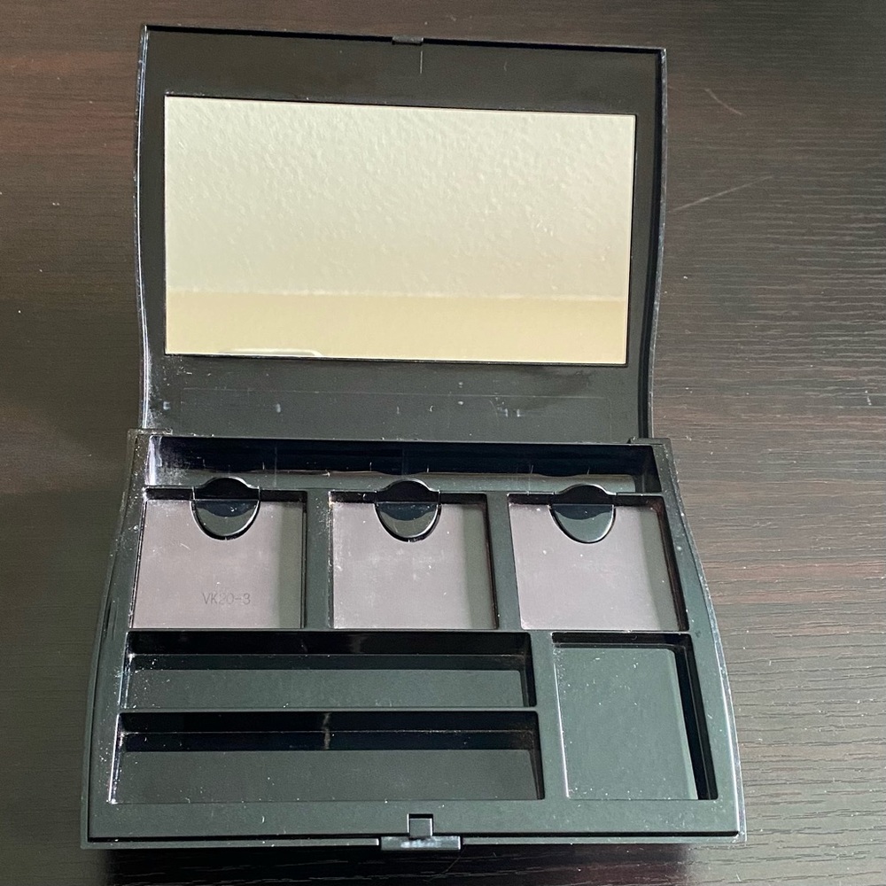 Mary Kay Compact Pro unfilled case